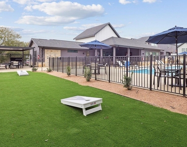 631 Canvas Ave - Photo Thumbnail 27