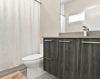 2124 Dennis Street - Photo Thumbnail 11