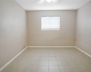 7500 West Loop S - Photo Thumbnail 13
