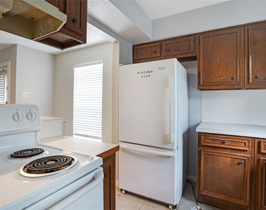 7500 West Loop S - Photo Thumbnail 9