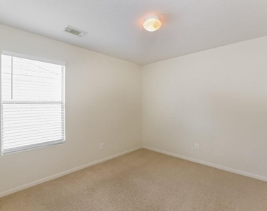 12226 Carriage Oak Circle - Photo Thumbnail 10