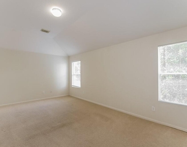 12226 Carriage Oak Circle - Photo Thumbnail 13