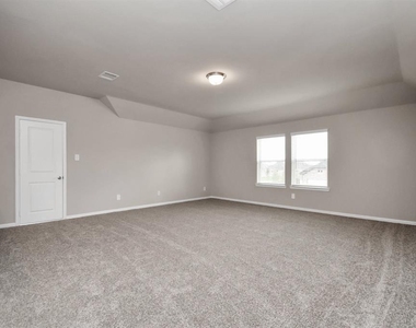 5810 Linda Cove Lane - Photo Thumbnail 24