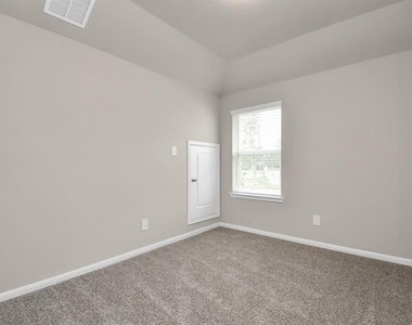 5810 Linda Cove Lane - Photo Thumbnail 31