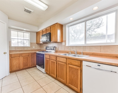16606 Burlcreek - Photo Thumbnail 16