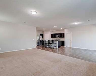 10133 Pappas Drive - Photo Thumbnail 9