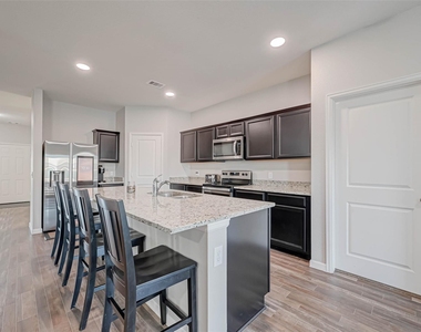 10133 Pappas Drive - Photo Thumbnail 24