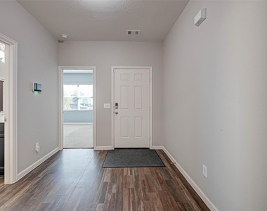 10133 Pappas Drive - Photo Thumbnail 6