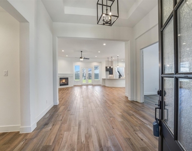1703 Rosings Way - Photo Thumbnail 7