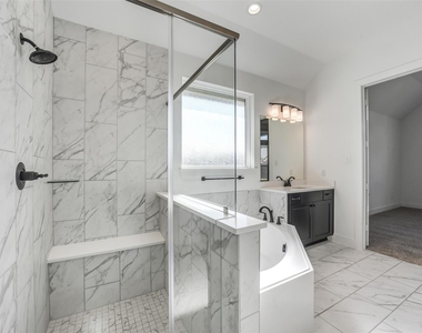 1703 Rosings Way - Photo Thumbnail 30