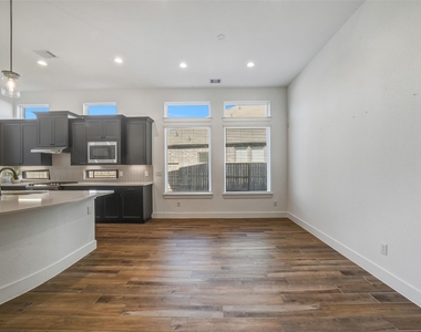 1703 Rosings Way - Photo Thumbnail 17