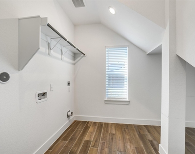 1703 Rosings Way - Photo Thumbnail 24