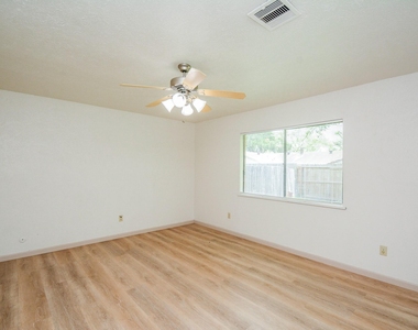 522 Jeff Davis Drive - Photo Thumbnail 15