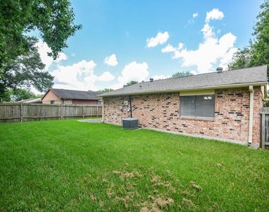 522 Jeff Davis Drive - Photo Thumbnail 17