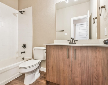 9860 Grosbeak Lane - Photo Thumbnail 11