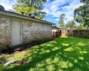 3800 Kingsway Drive - Photo Thumbnail 32