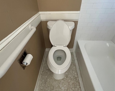3800 Kingsway Drive - Photo Thumbnail 31