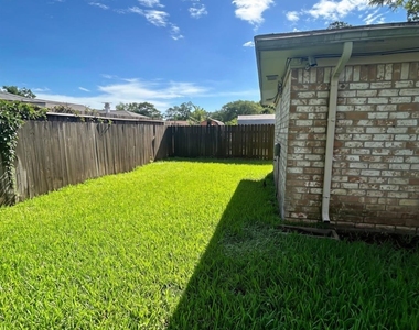 3800 Kingsway Drive - Photo Thumbnail 34