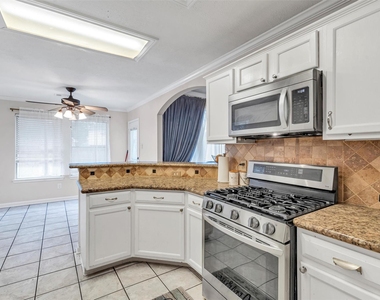 17803 Inland Oaks Drive - Photo Thumbnail 11
