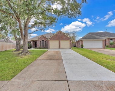 17803 Inland Oaks Drive - Photo Thumbnail 3