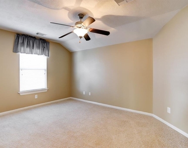 13911 Pepperstone Lane - Photo Thumbnail 20