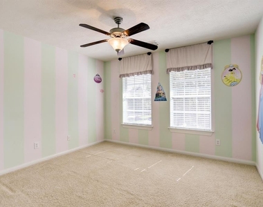 13911 Pepperstone Lane - Photo Thumbnail 19