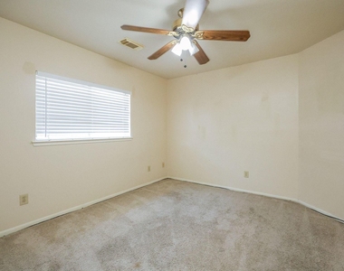 4230 Torrey Creek Lane - Photo Thumbnail 31
