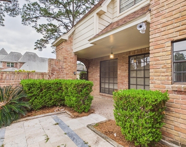 15110 Dawn Meadows Drive - Photo Thumbnail 7