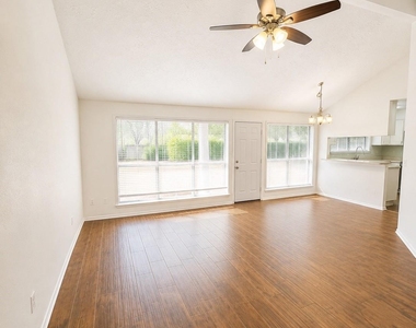 4610 Rivertree Lane - Photo Thumbnail 3