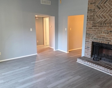 19302 Woodglen Drive - Photo Thumbnail 22