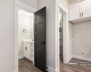 8119 Venus Street - Photo Thumbnail 9