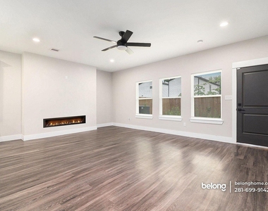 8119 Venus Street - Photo Thumbnail 16
