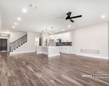 8119 Venus Street - Photo Thumbnail 13