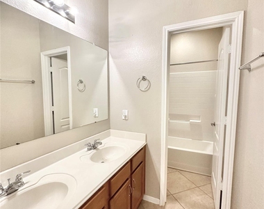25323 Lisburn Drive - Photo Thumbnail 19