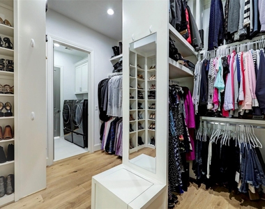 1147 Castellina Lane - Photo Thumbnail 17
