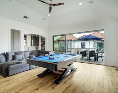 1147 Castellina Lane - Photo Thumbnail 23