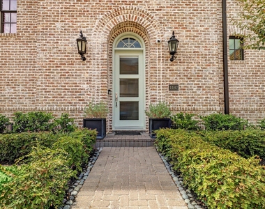 1147 Castellina Lane - Photo Thumbnail 2