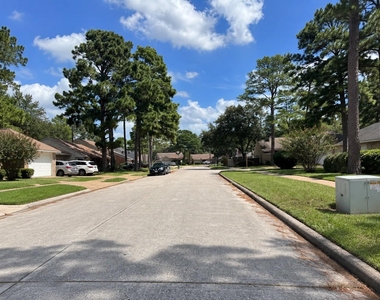 9222 Silver Tip Drive - Photo Thumbnail 1