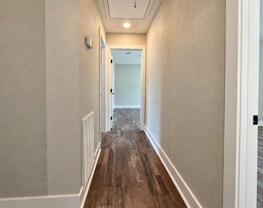 9222 Silver Tip Drive - Photo Thumbnail 12