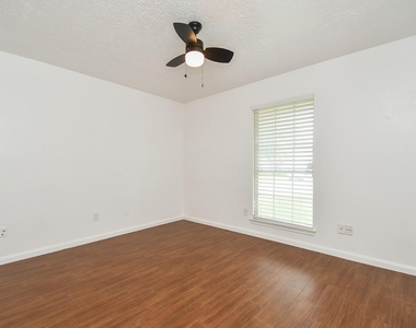 7714 Eichler Drive - Photo Thumbnail 23