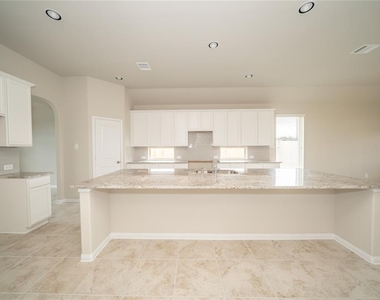 7307 Saddle Tree Drive - Photo Thumbnail 5