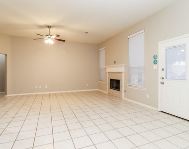 2307 Jefferson Crossing Drive - Photo Thumbnail 3