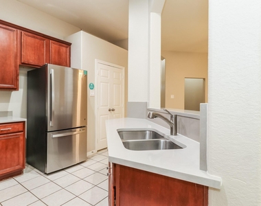 2307 Jefferson Crossing Drive - Photo Thumbnail 5