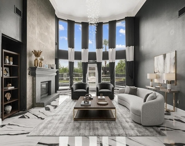 2027 Cullen Boulevard - Photo Thumbnail 5