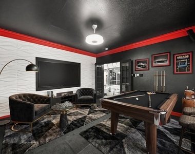 2027 Cullen Boulevard - Photo Thumbnail 20