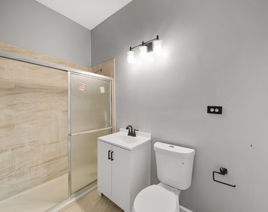 2027 Cullen Boulevard - Photo Thumbnail 43