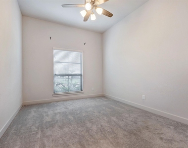30527 Watershed Way - Photo Thumbnail 31