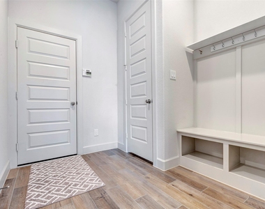 30527 Watershed Way - Photo Thumbnail 35