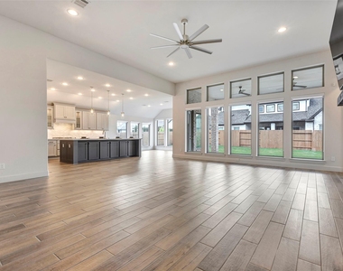 30527 Watershed Way - Photo Thumbnail 5