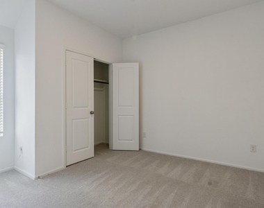 1950 Barrett Gables Drive - Photo Thumbnail 18